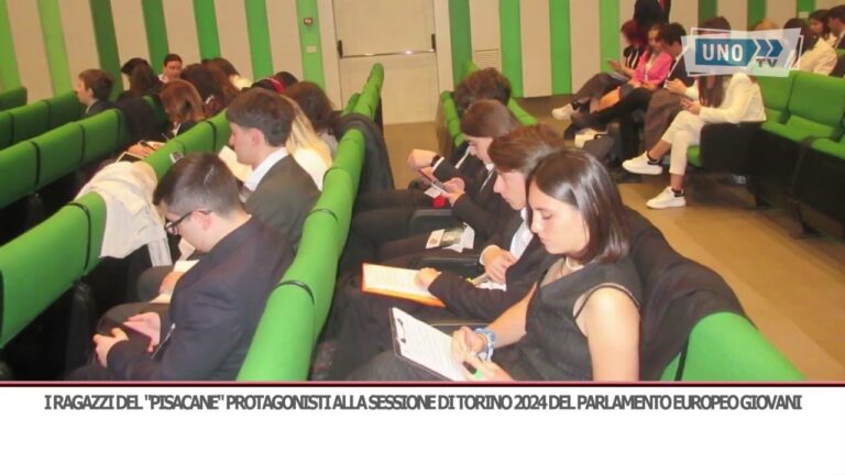 Padula, i ragazzi del “Pisacane” protagonisti alla sessione di Torino 2024 del Parlamento Europeo Giovani