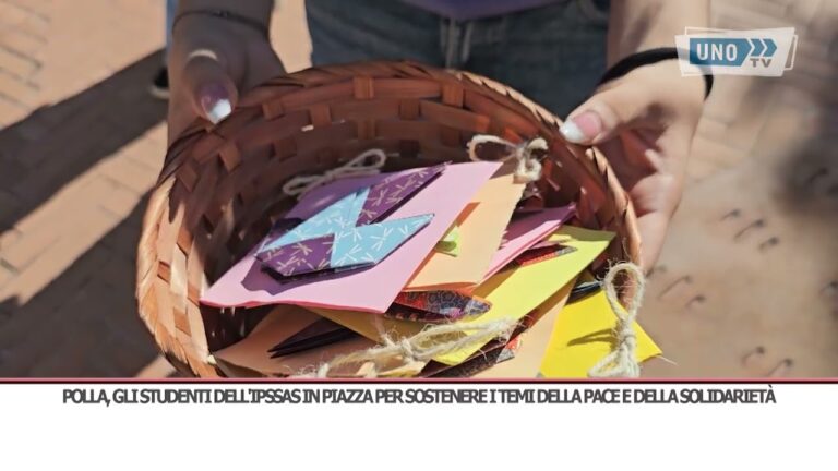 Polla, gli studenti dell’IPSSAS in piazza per sostenere i temi della Pace e della Solidarietà