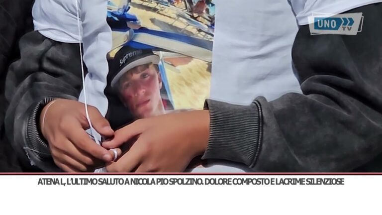 Atena Lucana, l’ultimo saluto a Nicola Pio Spolzino. Dolore composto e lacrime silenziose tra le tantissime persone presenti