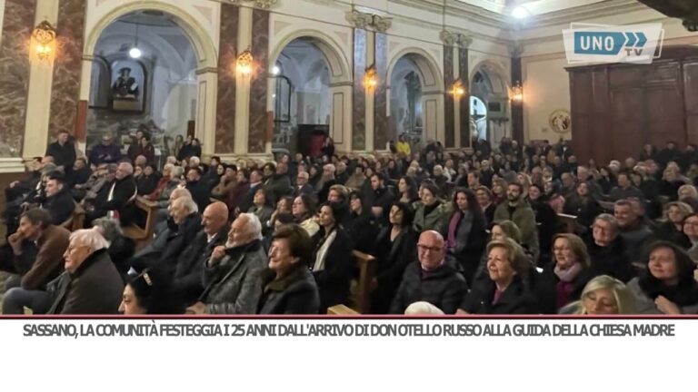 Sassano, la comunità festeggia i 25 anni dall’arrivo di Don Otello Russo alla guida della Chiesa Madre